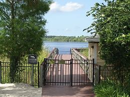 3 Bed In Resort Close To Disney 3 Bedroom Condo