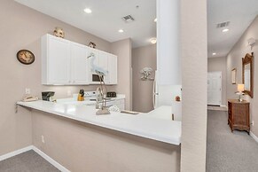 3 Bed In Resort Close To Disney 3 Bedroom Condo