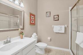 3 Bed In Resort Close To Disney 3 Bedroom Condo