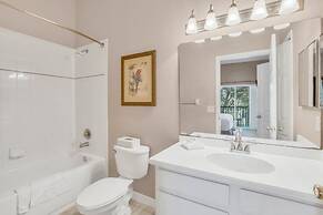 3 Bed In Resort Close To Disney 3 Bedroom Condo