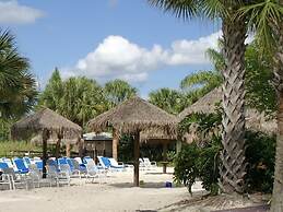 3 Bed In Resort Close To Disney 3 Bedroom Condo