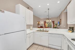 3 Bed In Resort Close To Disney 3 Bedroom Condo