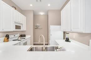 3 Bed In Resort Close To Disney 3 Bedroom Condo