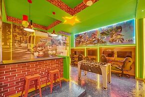 5890high 12 Bedroom Villa