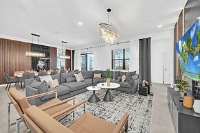 5890high 12 Bedroom Villa