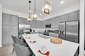 5890high 12 Bedroom Villa