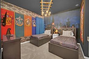 5890high 12 Bedroom Villa