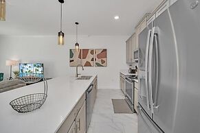 4228para 4 Bedroom Townhouse