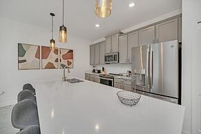 4228para 4 Bedroom Townhouse