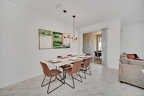 4228para 4 Bedroom Townhouse