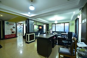 ANANYA COMFORTSS-OPP RAHEJA RESIDENCY