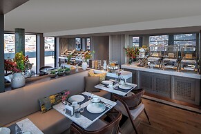 Lunet Old City Hotel