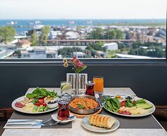 Lunet Old City Hotel