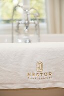 Luxurious 3-Bedroom 280sqm center