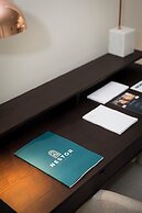 Luxurious 3-Bedroom 280sqm center