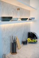 Luxurious 3-Bedroom 280sqm center