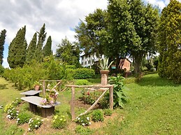 Villa in Uzzano With Private Pool & Garden