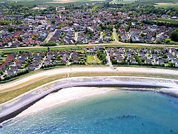 Nice Holiday Home Near Beach