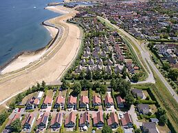 Nice Holiday Home Near Beach