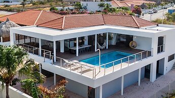 The Villas by LXRYHOME