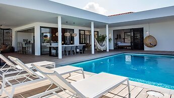 The Villas by LXRYHOME