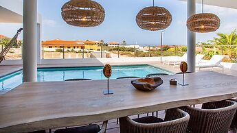 The Villas by LXRYHOME