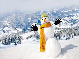 Inviting Chalet With Terrace