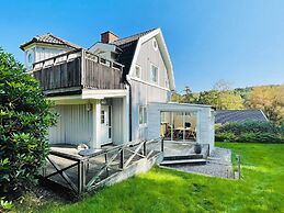 4 Star Holiday Home in Goteborg