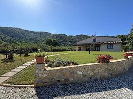 House in Tuscany Near Pisa & Lucca