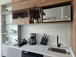 Urban Chico by Weeki