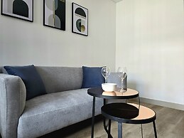 Urban Chico by Weeki