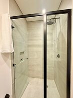 Urban Chico by Weeki