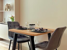 Urban Chico by Weeki