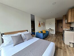 Urban Chico by Weeki