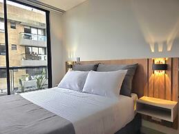 Urban Chico by Weeki