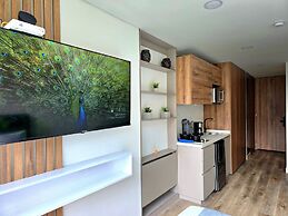 Urban Chico by Weeki