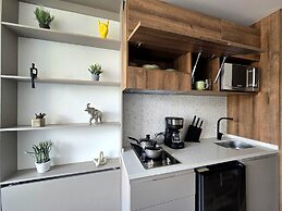 Urban Chico by Weeki