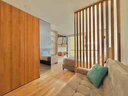 Urban Chico by Weeki