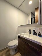 Urban Chico by Weeki