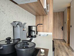 Urban Chico by Weeki