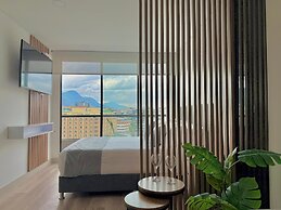 Urban Chico by Weeki