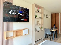 Urban Chico by Weeki