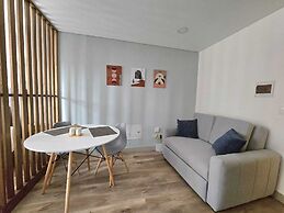 Urban Chico by Weeki