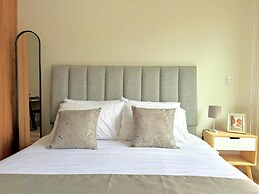 Urban Chico by Weeki