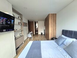 Urban Chico by Weeki