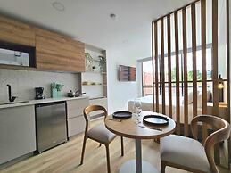 Urban Chico by Weeki