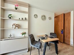 Urban Chico by Weeki