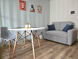 Urban Chico by Weeki