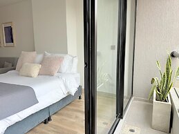 Urban Chico by Weeki