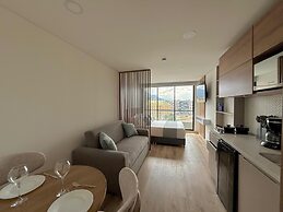 Urban Chico by Weeki